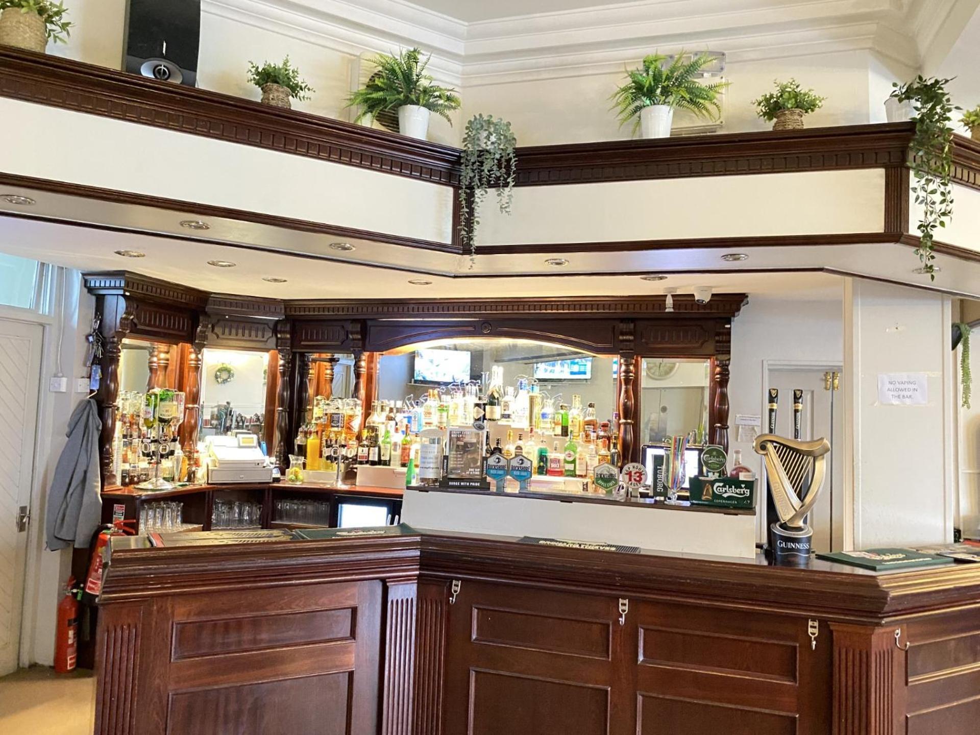 The Town House Hotel 纳斯 外观 照片